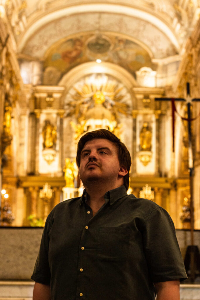Emilio Silva presenta “Epopeya Vol. I”, una obra conceptual inspirada en La Divina Comedia de Dante Alighieri